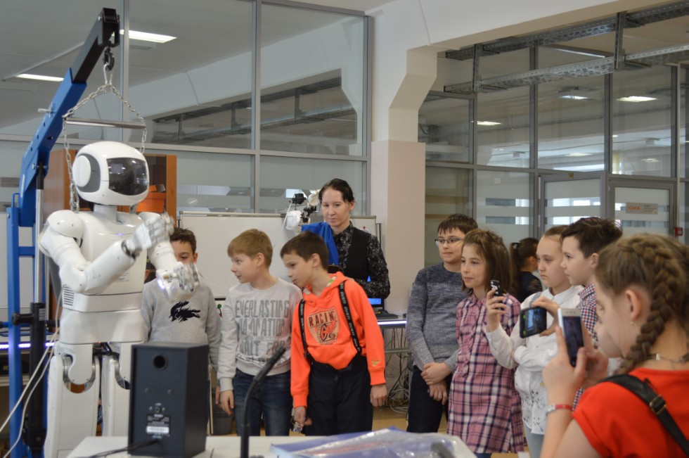 ����������� 4 ������ �������� �19 �������� ���������� �������� � ���������-������������ ������ ���