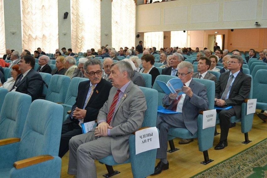 KFU President Takes up the Post of President of the Tatarstan Academy of Sciences KFU President Takes up the Post of President of the Tatarstan Academy of Sciences