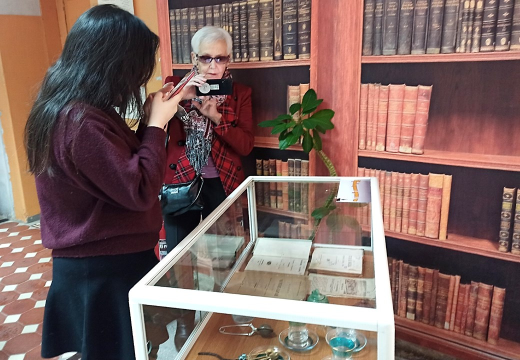 ������� ���������� '���� � ��� ����� �� ������'