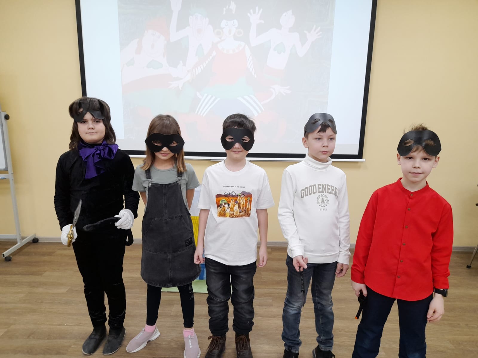 Детский театр КФУ 'Радуга' проводит последние репетиции перед большой премьерой Детский театр КФУ 'Радуга' проводит последние репетиции перед большой премьерой