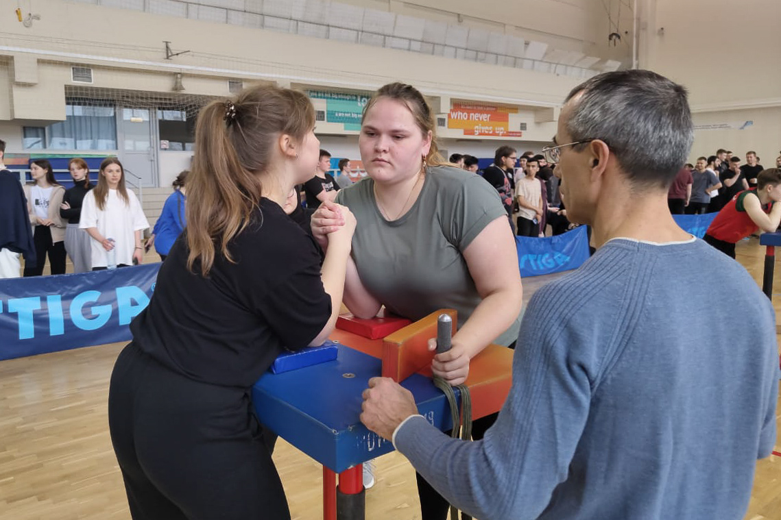 Спартакиада КФУ по армрестлингу среди студентов и аспирантов Спартакиада КФУ по армрестлингу среди студентов и аспирантов