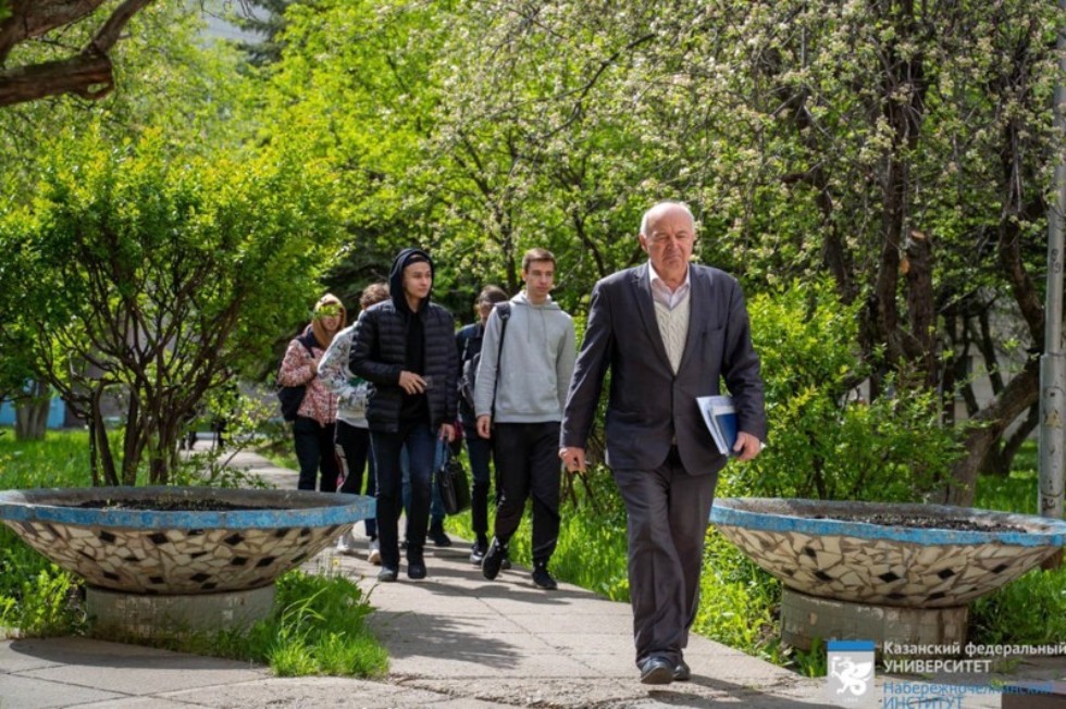 �������������  ����������