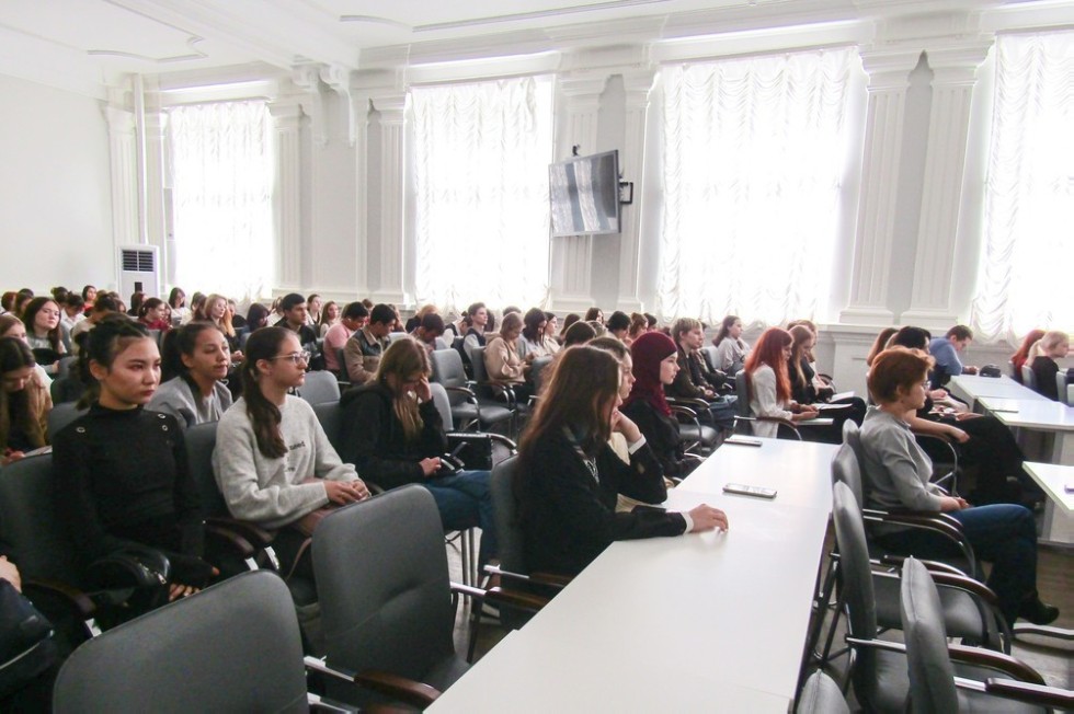 В Елабужском институте КФУ состоялась встреча с сотрудниками отдела МВД по Елабужскому району