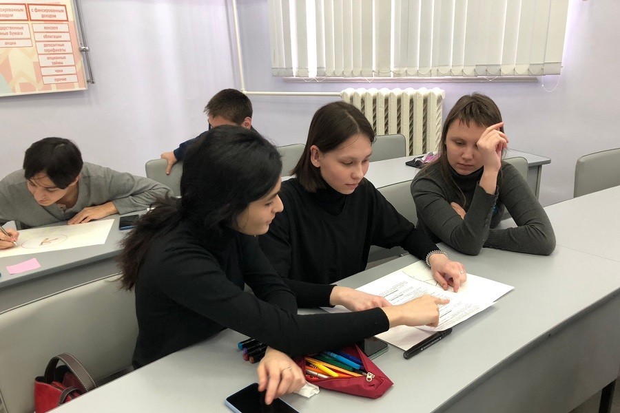 О народном учителе К.Д. Ушинском и 'формуле успеха' с учениками психолого-педагогических классов О народном учителе К.Д. Ушинском и 'формуле успеха' с учениками психолого-педагогических классов