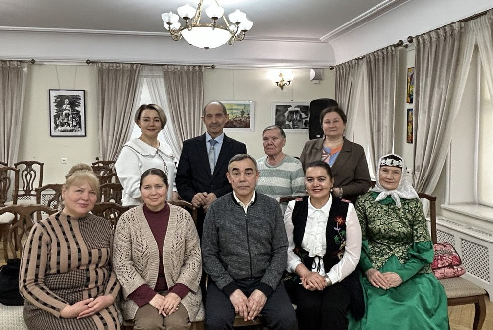 22 ������ � ������������ ����� �. ����� ������ �����������, ����������� 200-����� ����� � ������������ ���� ������