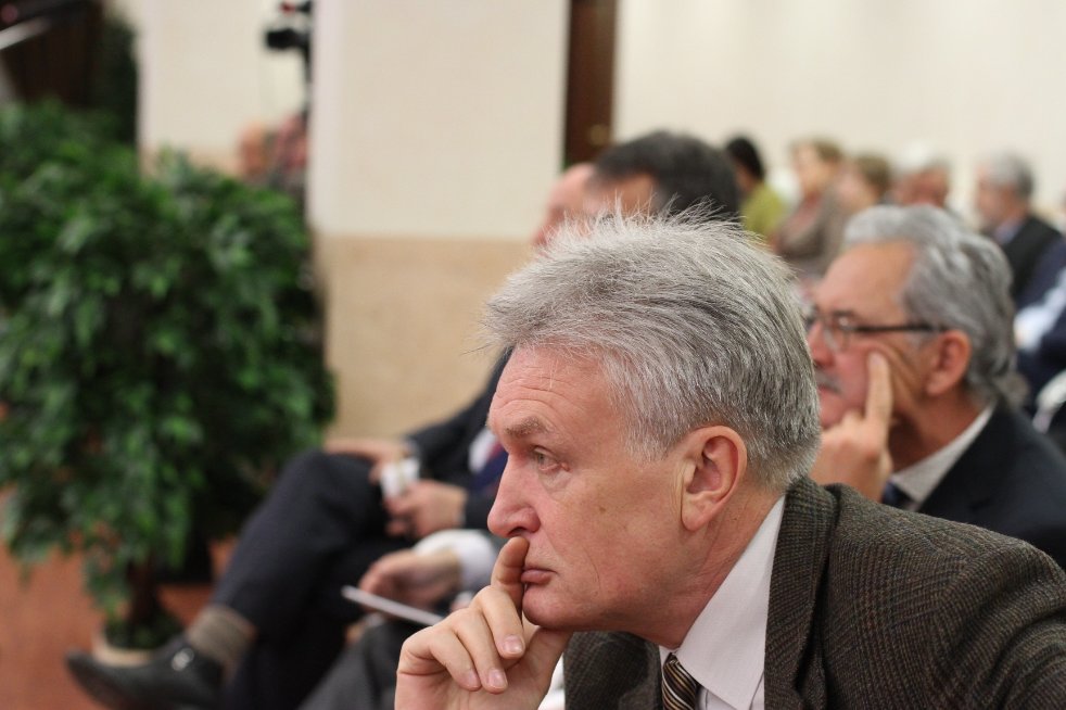 ����� ��������