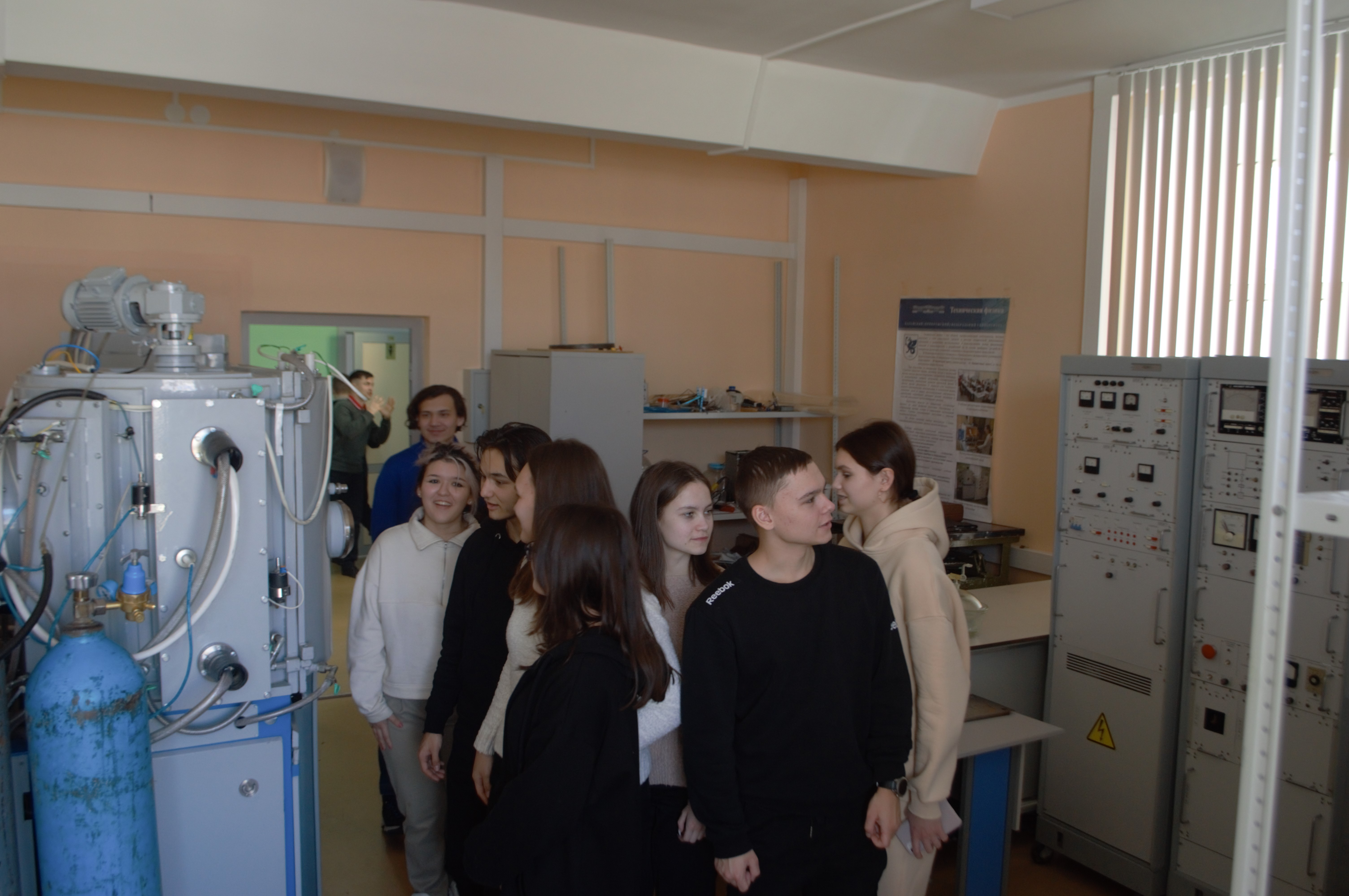 День открытых дверей прошел в Инженерном институте День открытых дверей прошел в Инженерном институте