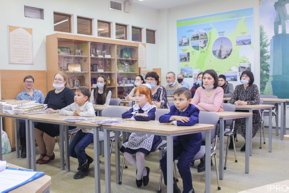 'Туган тел' олимпиадасының җиңүчеләрен бүләкләү 'Туган тел' олимпиадасының җиңүчеләрен бүләкләү