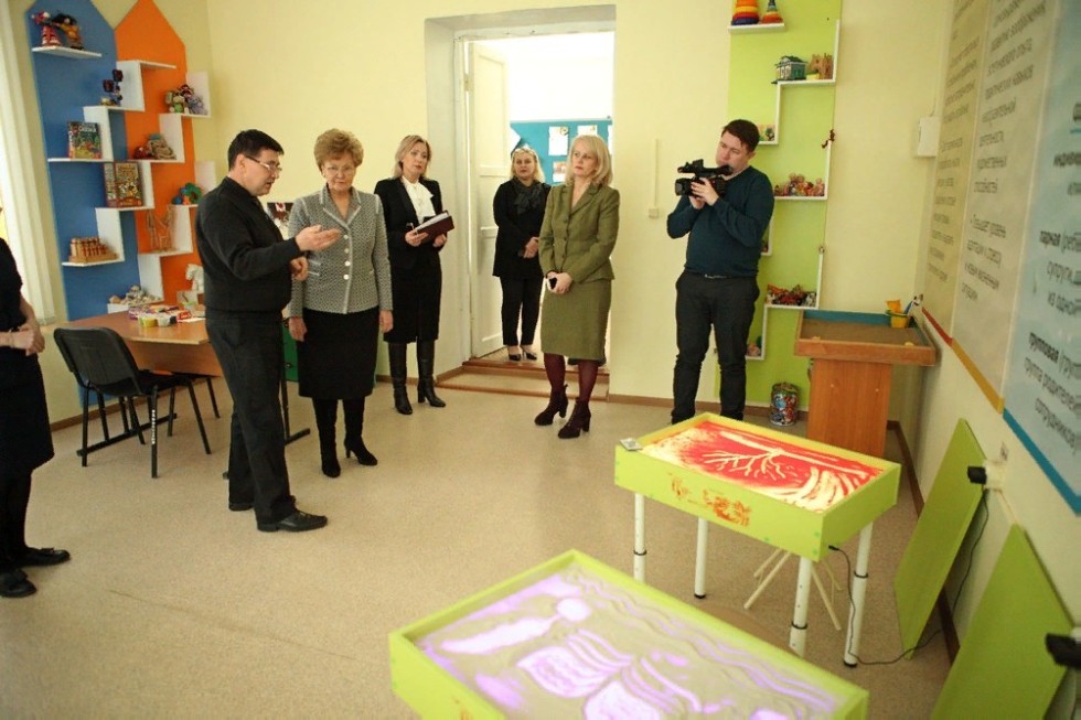 Елабужский институт КФУ посетила заместитель председателя Госсовета Татарстана Елабужский институт КФУ посетила заместитель председателя Госсовета Татарстана