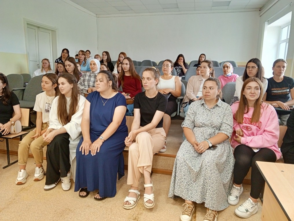 Первый Фестиваль игрушки в Елабужском институте КФУ: творчество, традиции и педагогика Первый Фестиваль игрушки в Елабужском институте КФУ: творчество, традиции и педагогика