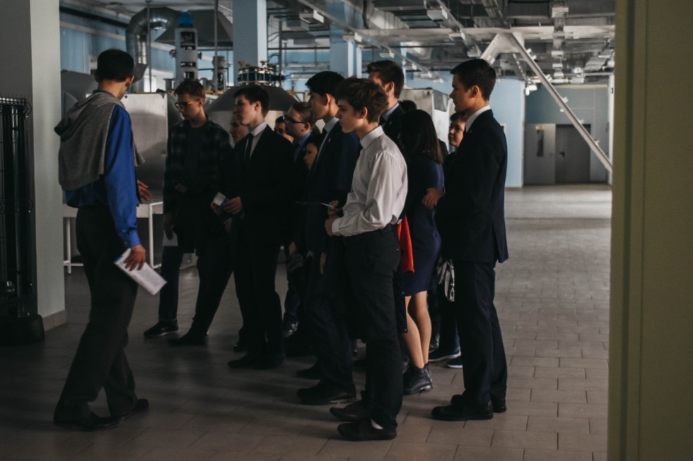 ����� ��������� ���� ������������� 