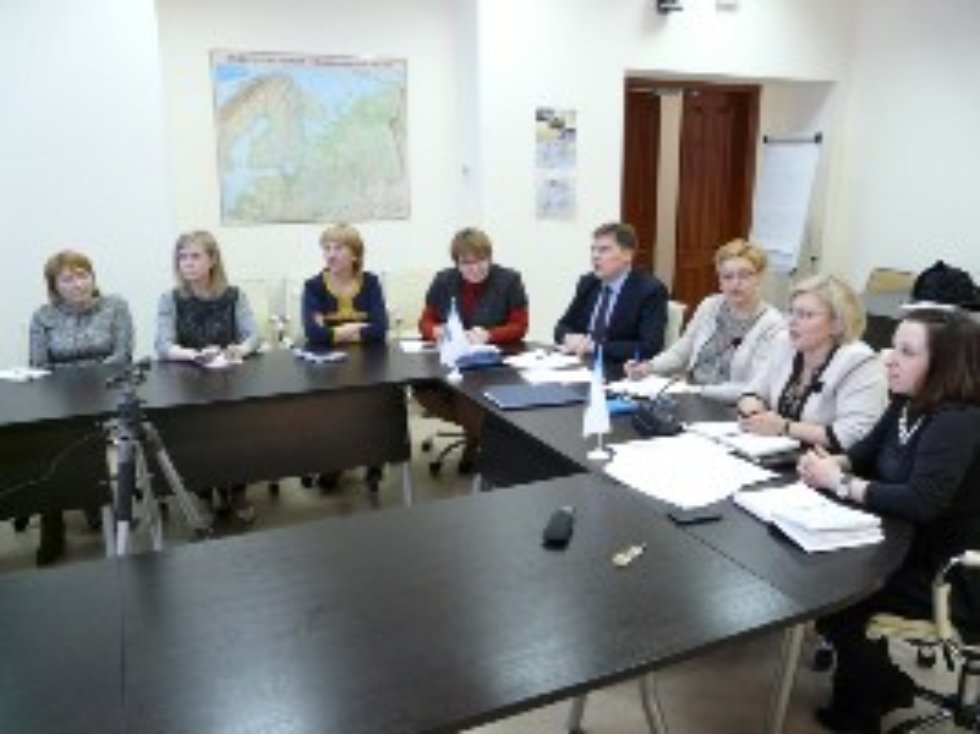 G-10 - ����������� ����������������� ��������