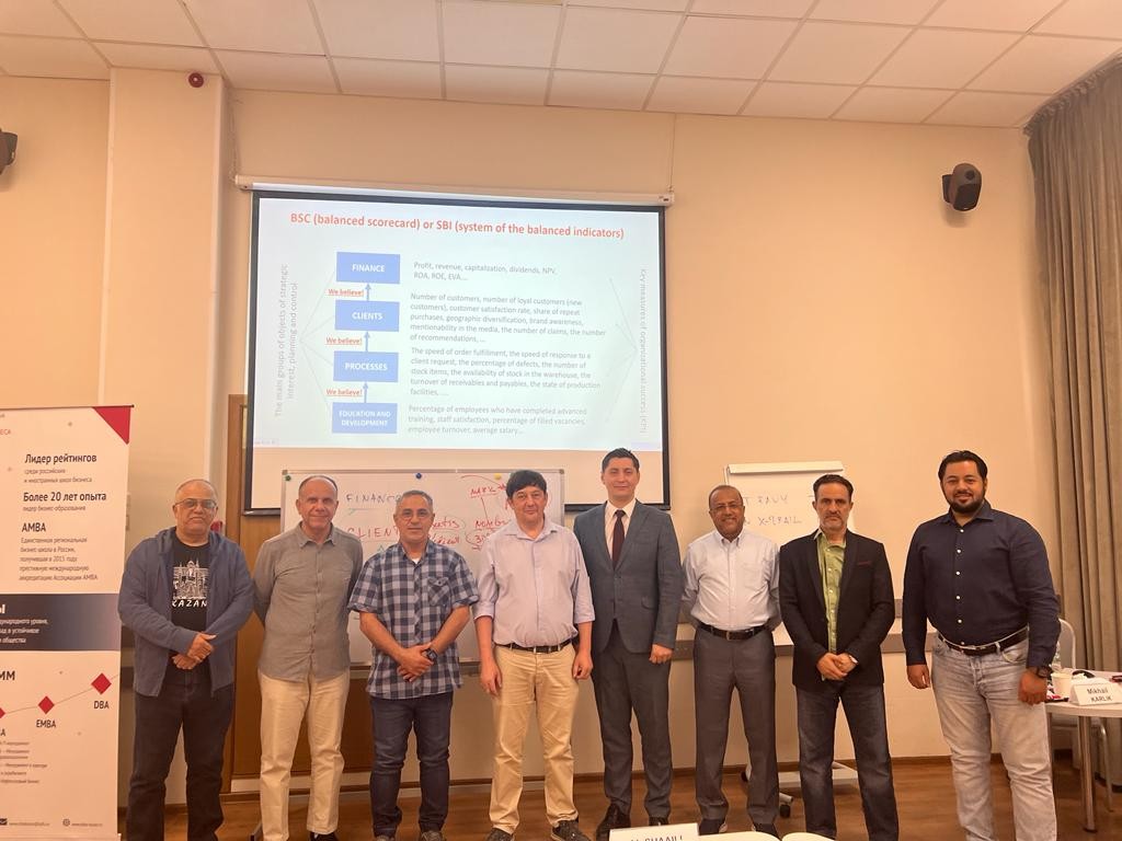 С 3 по 12 июля в Высшей школе бизнеса был организован очный учебный модуль для слушателей программы DBA OMAN С 3 по 12 июля в Высшей школе бизнеса был организован очный учебный модуль для слушателей программы DBA OMAN