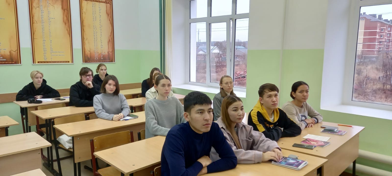 Кураторский час на тему 'Профилактика стресса' прошел в ЕИ КФУ Кураторский час на тему 'Профилактика стресса' прошел в ЕИ КФУ