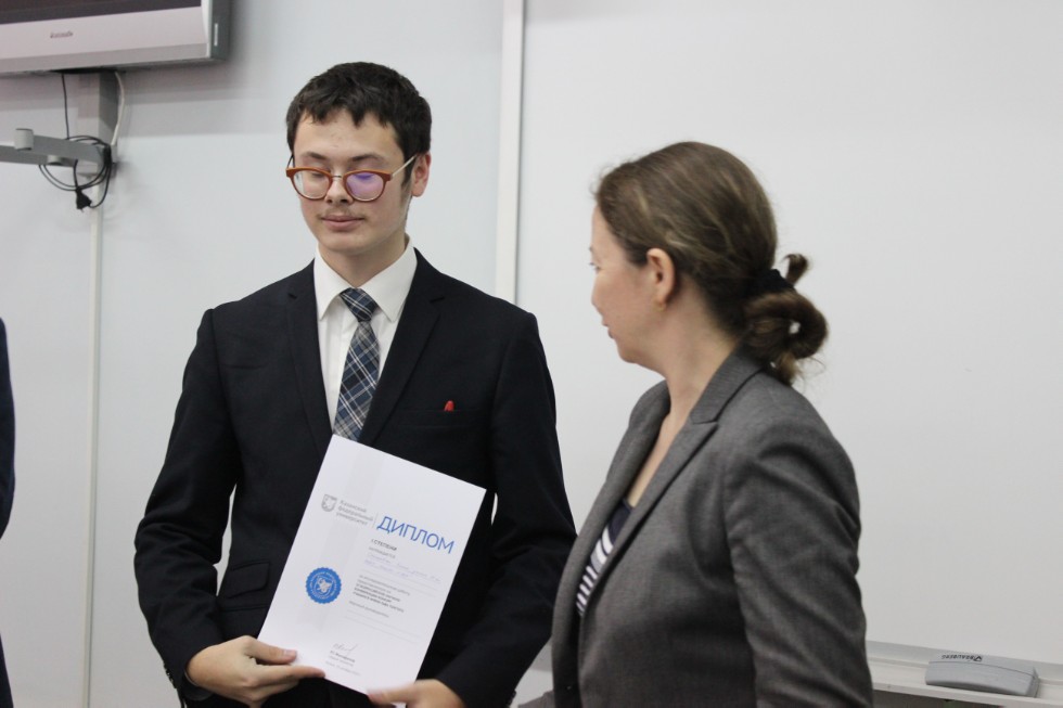 103 �����������