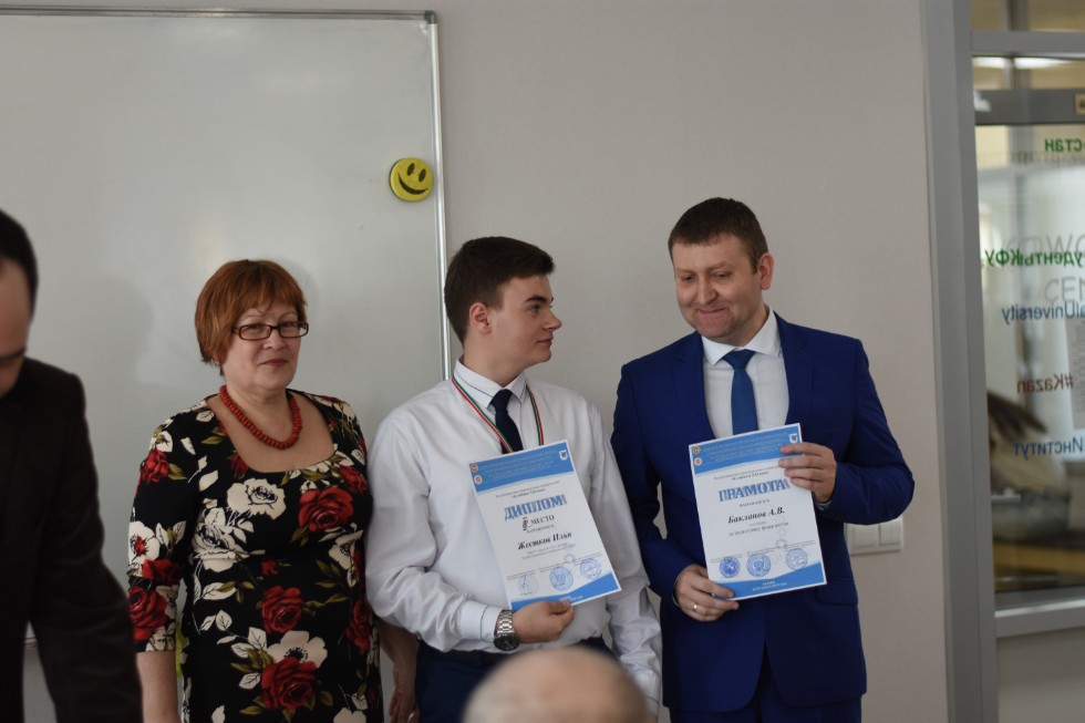 ����� ��������� ���� ������������� 