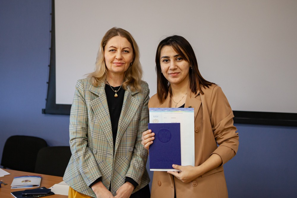 Дипломы получили выпускники магистратуры Елабужского института КФУ Дипломы получили выпускники магистратуры Елабужского института КФУ