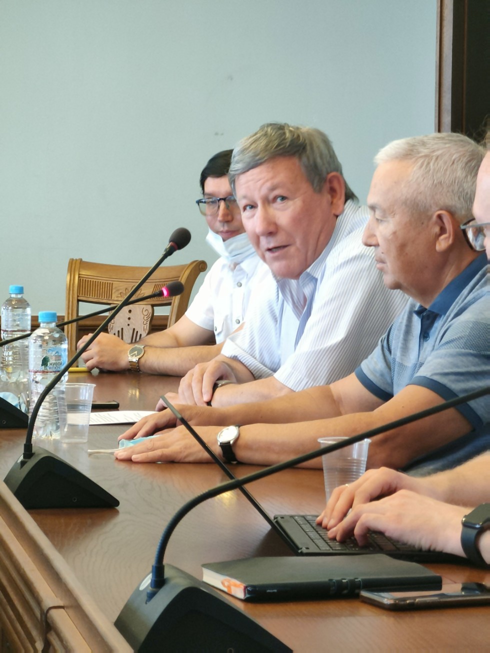 11 июня 2021 г. на Юридическом факультете Казанского (Приволжского) федерального университета состоялся научно-практический круглый стол 'Дроны и муниципалитеты: правовые проблемы полетов в населенных пунктах'. 11 июня 2021 г. на Юридическом факультете Казанского (Приволжского) федерального университета состоялся научно-практический круглый стол 'Дроны и муниципалитеты: правовые проблемы полетов в населенных пунктах'.