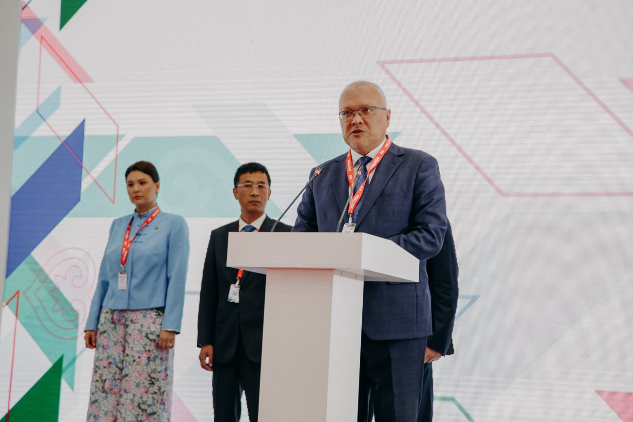 ��� ��������� ������� � ������ '������: ������ � ����� ? �������������� ��������������'.