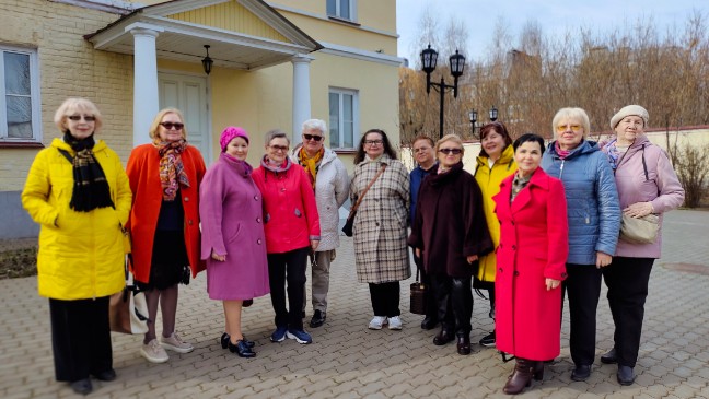 Вальс жизни в доме Левушки Толстого Вальс жизни в доме Левушки Толстого