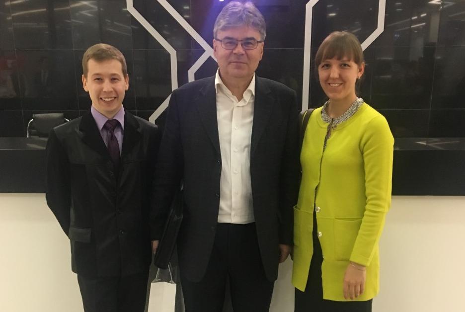 �.����������: '������ � ������� ���������� ��� ����� �������������������?'