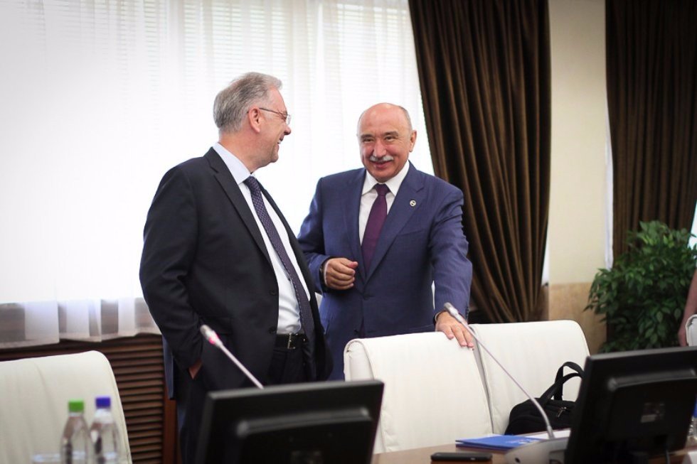 Kazan University Signed Trilateral Memorandum of Understanding with Rohde & Schwarz, Rostec Kazan University Signed Trilateral Memorandum of Understanding with Rohde & Schwarz, Rostec