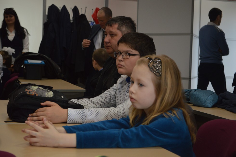 ����� ��������� ���� ������������� 