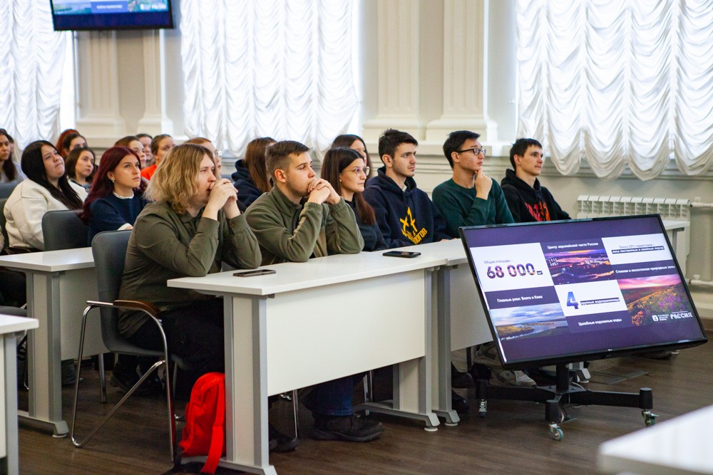 В Елабужском институте КФУ проходит просветительская акция 'Достижения России'