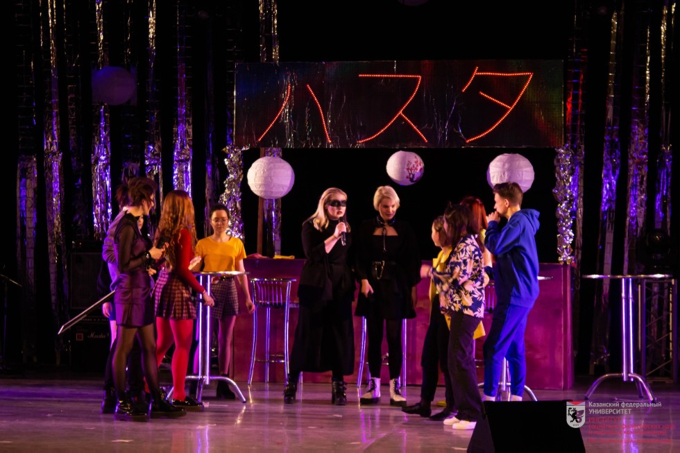 Буйство красок, эстетика Азии и враждующие племена: Студенческая весна ИСФНиМК - 2021 Буйство красок, эстетика Азии и враждующие племена: Студенческая весна ИСФНиМК - 2021