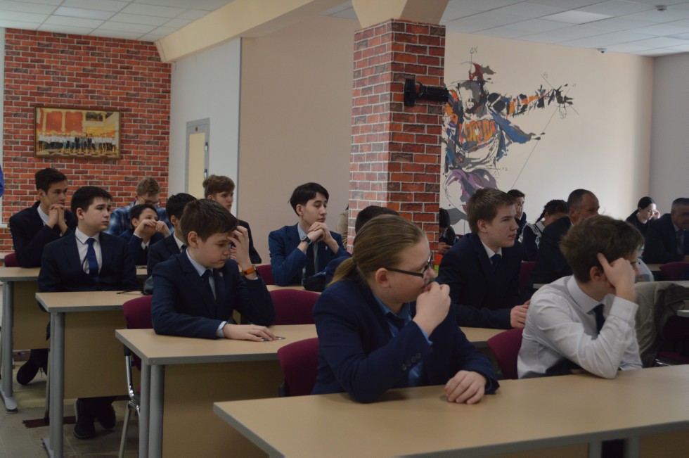 ����� ��������� ���� ������������� 