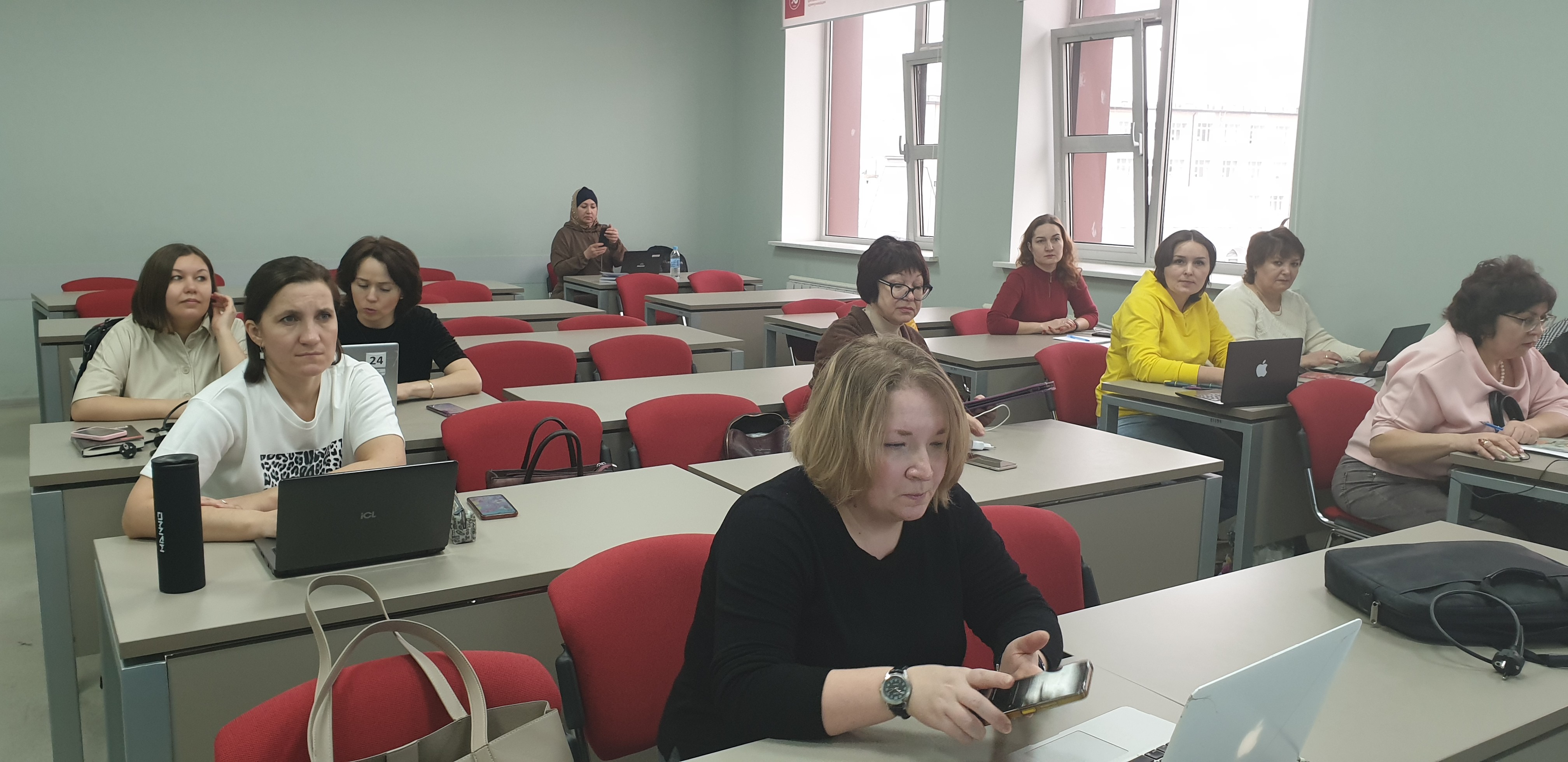 Обмен опытом и овладение новыми знаниями на курсах повышения квалификации учителей Обмен опытом и овладение новыми знаниями на курсах повышения квалификации учителей