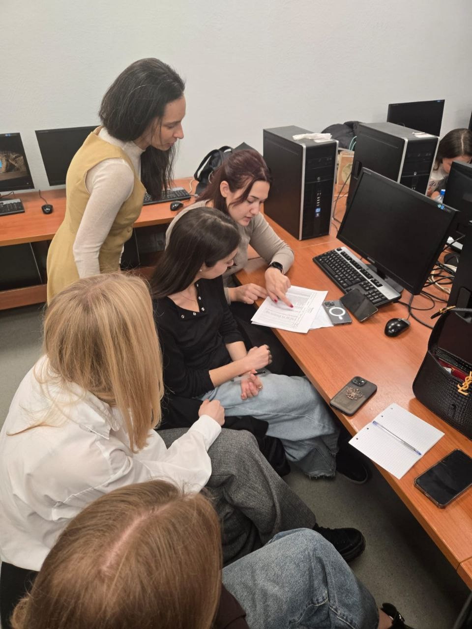 ����������-�������������� �������� �1 ������� ����� ������ � ������������ ��������� ��� ��������� 2, 3 � 4 ������ ����������� 