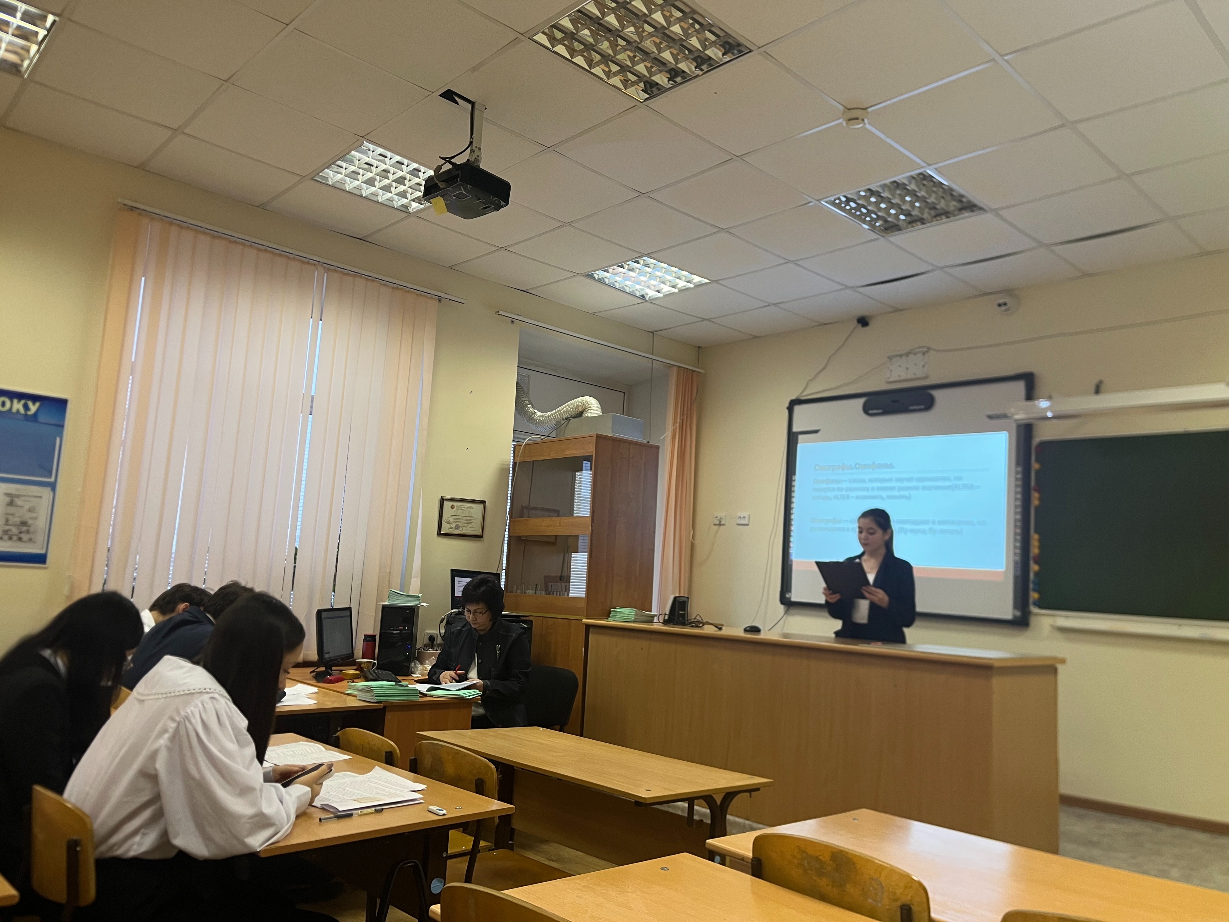 Преподаватели ВШИЯиП приняли участие в качестве жюри в XV городской научно-исследовательской конференции школьников имени К.Д. Ушинского Преподаватели ВШИЯиП приняли участие в качестве жюри в XV городской научно-исследовательской конференции школьников имени К.Д. Ушинского