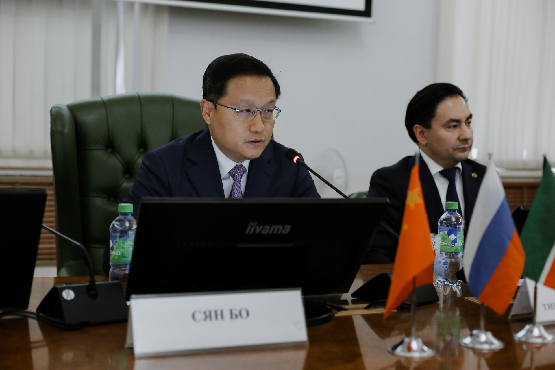 ������-�����