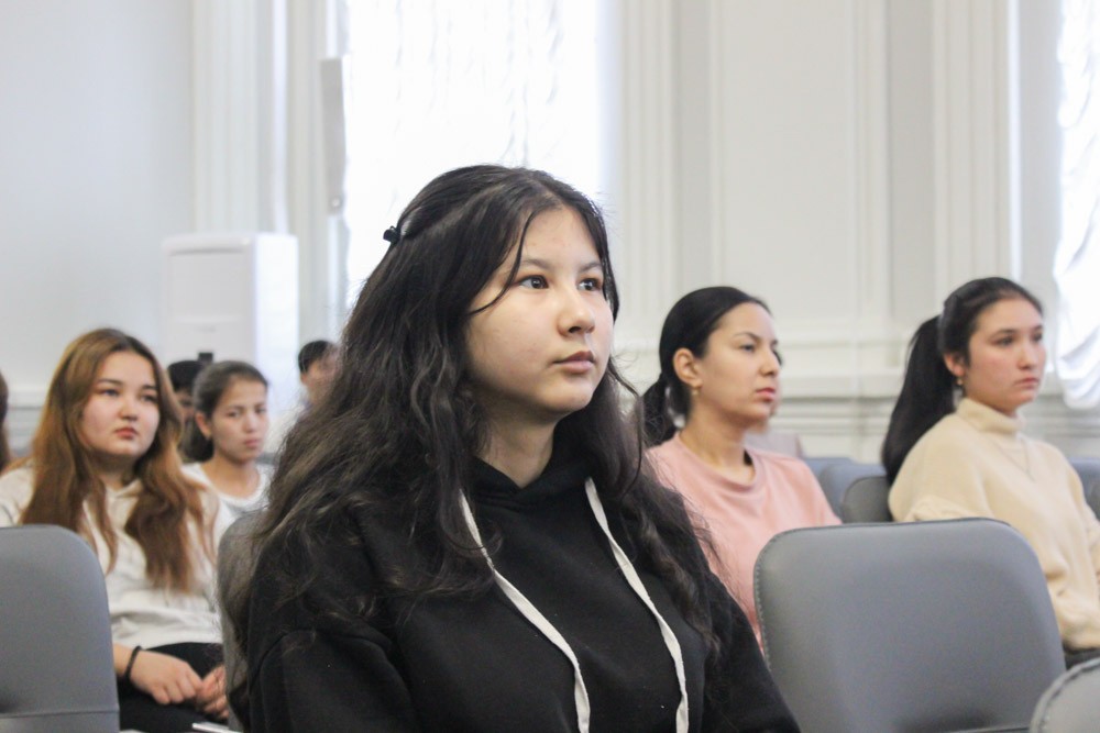 � ���������� ��������� ������ ������� � ������������ ���������� ������� �����