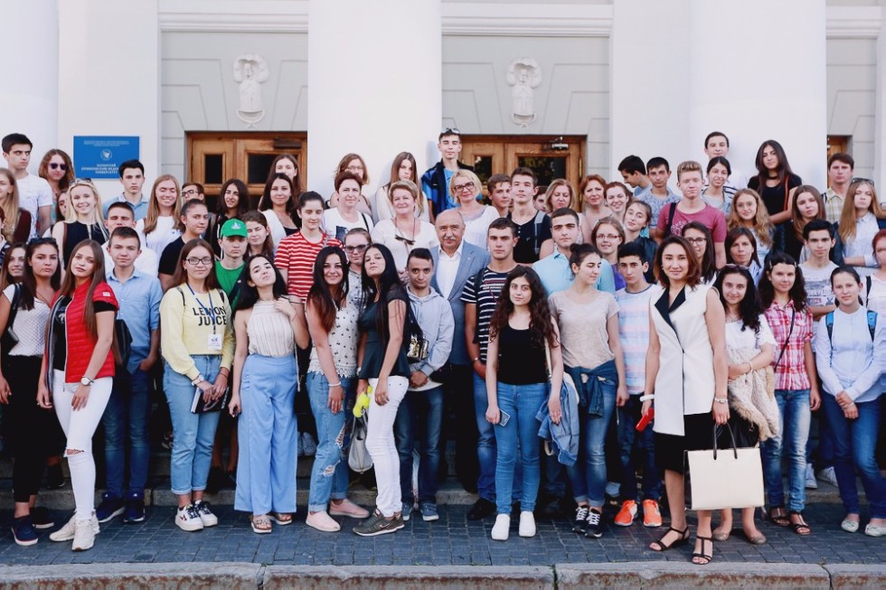 'Hello Russia' Program Participants Got Acquainted with Kazan University