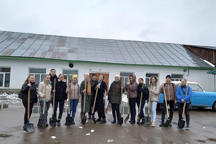 Растопим лёд трудом своим! Растопим лёд трудом своим!