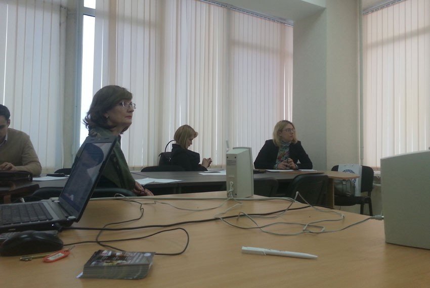 Гуманитарии обсуждают этапы пилотного проекта 'Система открытого электронного обучения в КФУ' Гуманитарии обсуждают этапы пилотного проекта 'Система открытого электронного обучения в КФУ'