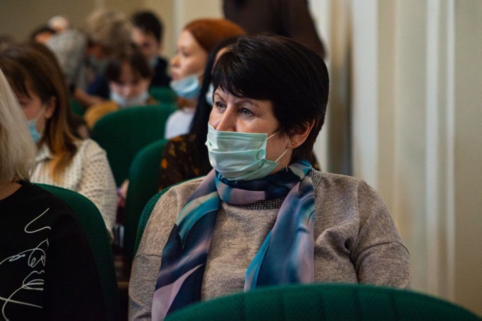 Встреча студентов Елабужского института КФУ с Алмазом Хамзиным Встреча студентов Елабужского института КФУ с Алмазом Хамзиным