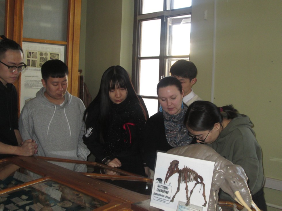 В России китайские студенты встречают Новый год два раза В России китайские студенты встречают Новый год два раза