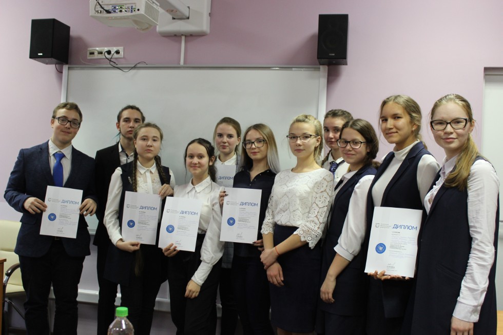 218 �����������