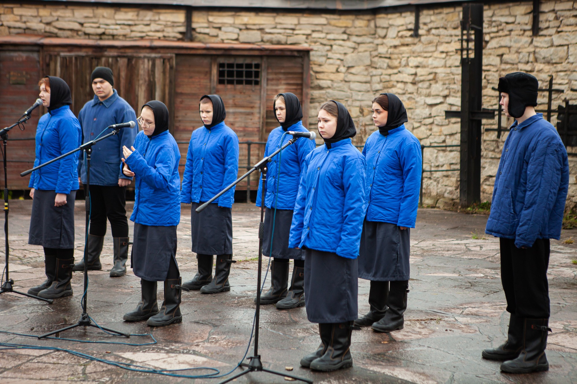 Студенты Елабужского института КФУ почтили память жертв политических репрессий Студенты Елабужского института КФУ почтили память жертв политических репрессий