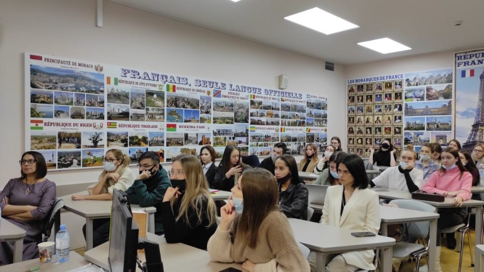 � �������� � ����������� ��������� �������� ���� � ������������ ����������� ���������� ���� ��������