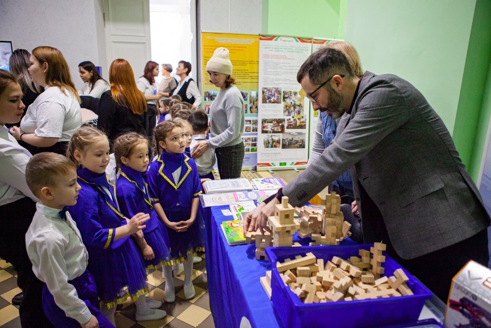 The VI All-Russian Forum of Preschool Education Workers opened at Elabuga Institute of KFU. The VI All-Russian Forum of Preschool Education Workers opened at Elabuga Institute of KFU.