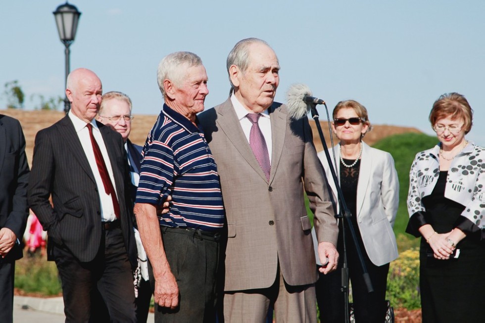 ����� ������