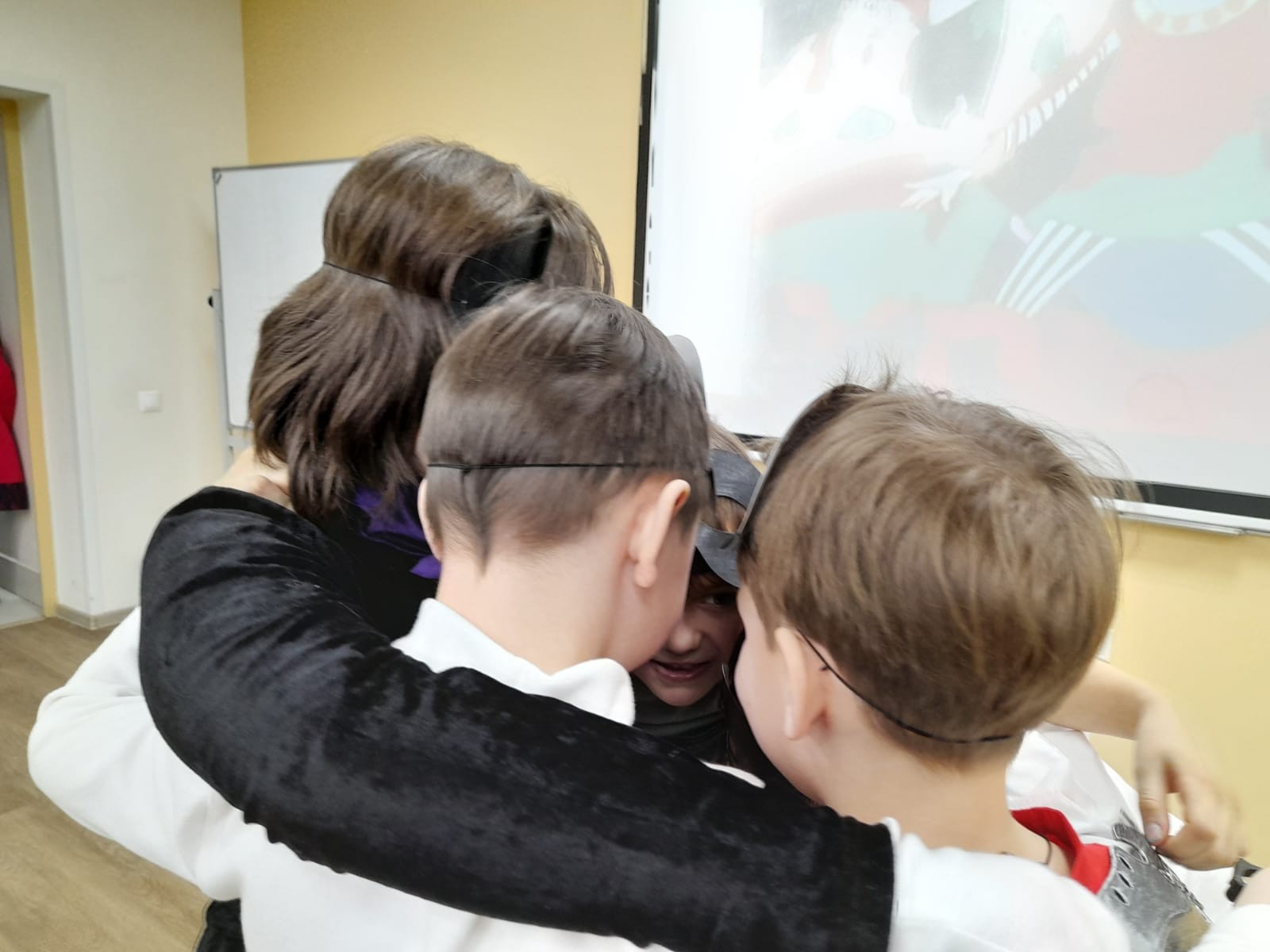 Детский театр КФУ 'Радуга' проводит последние репетиции перед большой премьерой Детский театр КФУ 'Радуга' проводит последние репетиции перед большой премьерой