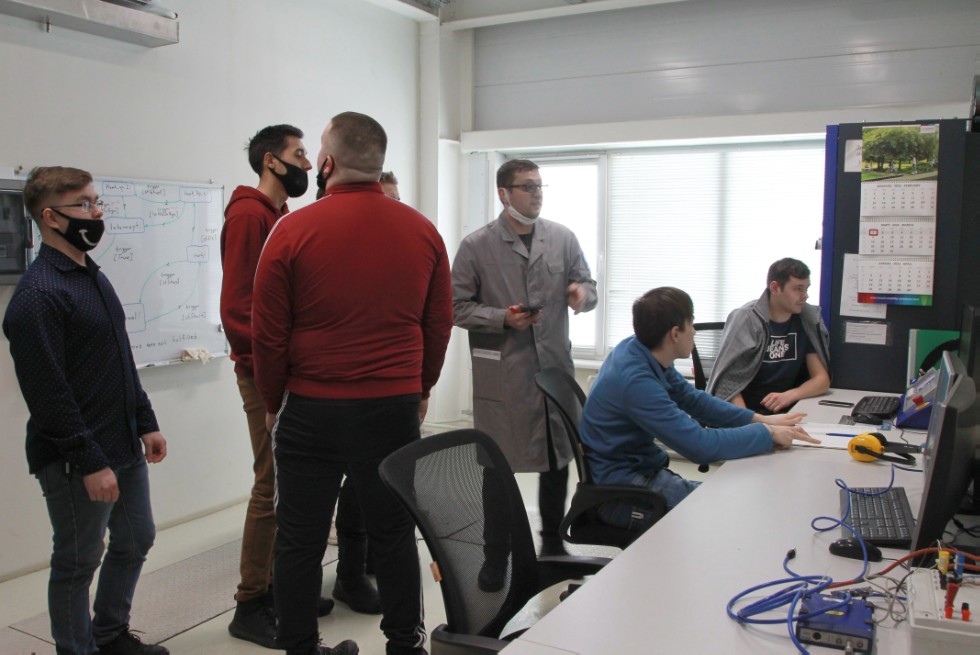 ��������� ������-������������ ������ ��� '�����' ��� ������������ � ��������� ����������� � ������������� ������������� ������� ��� '�����'