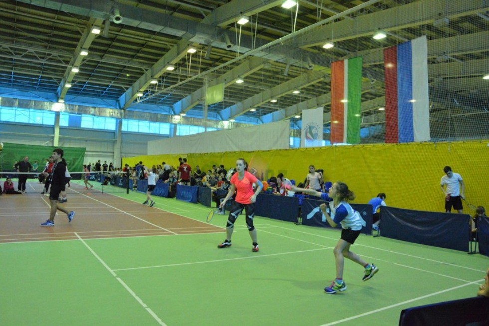 Студенты Елабужского института - судьи на Кубке РТ по бадминтону Студенты Елабужского института - судьи на Кубке РТ по бадминтону