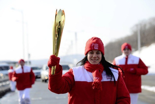 A Flask with the Universiade Flame was Delivered to Vladivostok by Plane ,
