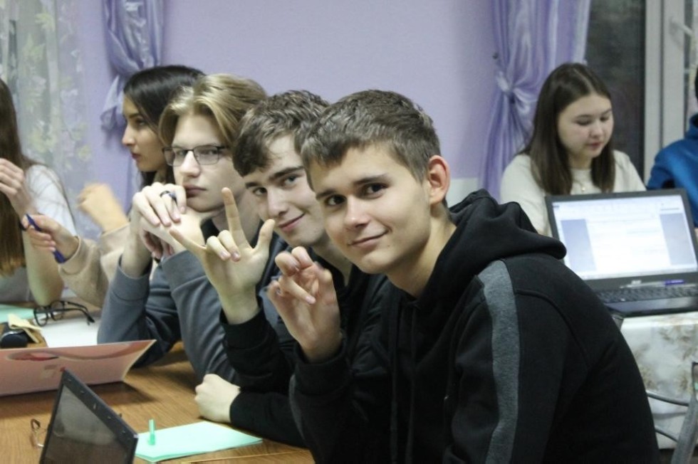 ������������� ����� '���������' ���� � '������������'